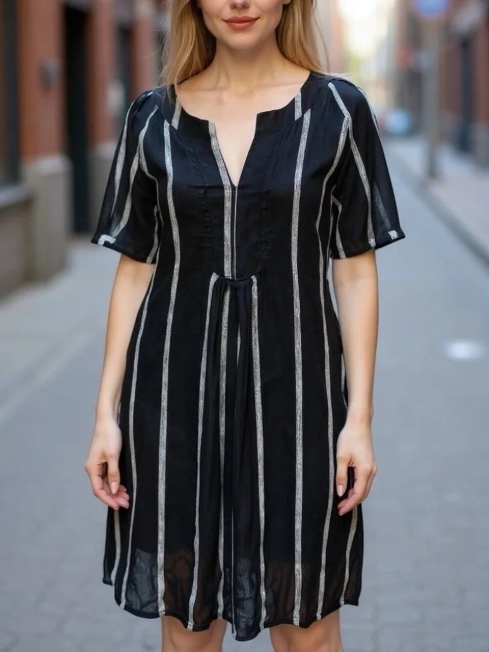 Miou Muse A Line Dress Womens Small Black White Striped Linen Pleated Split Neck